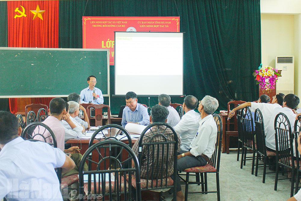 Tập huấn bồi dưỡng nghiệp vụ kiểm soát hợp tác xã