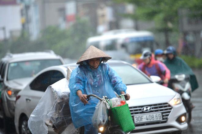Thời tiết ngày 28/7: Bắc Bộ mưa, vùng núi cao có mưa rất to