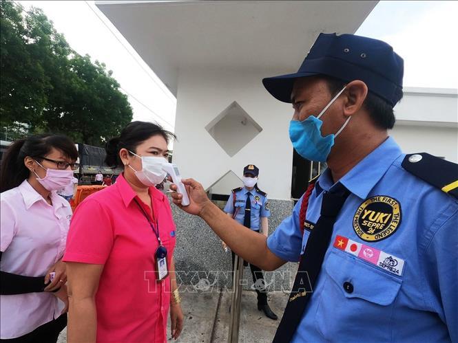 Việt Nam thêm 37 ca mắc mới COVID-19, 26 ca được cách ly từ khi nhập cảnh