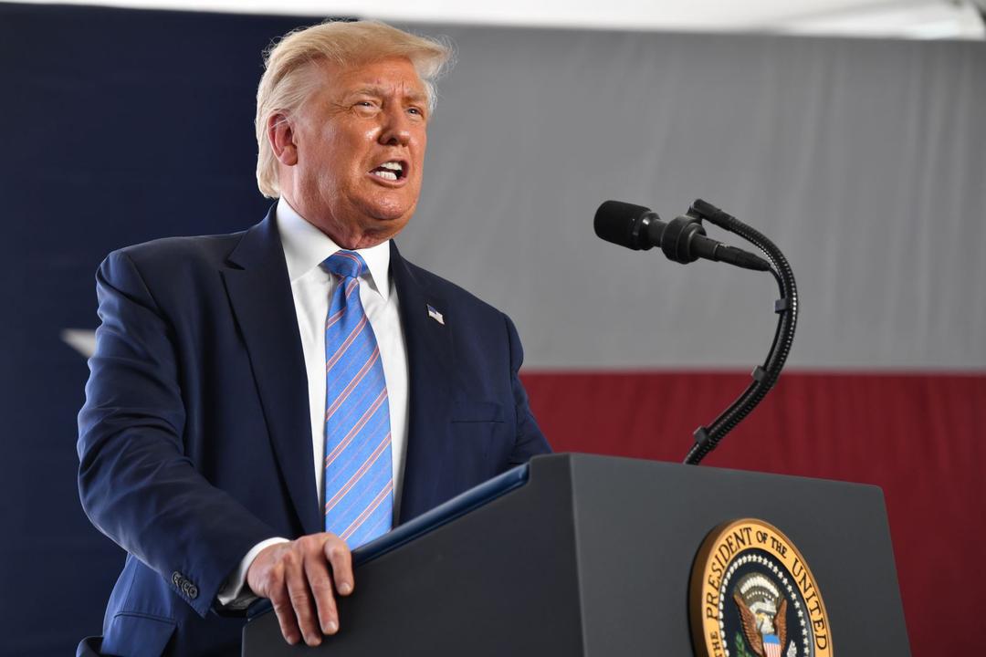 Ý tưởng hoãn bầu cử của Tổng thống Trump không khả thi vì rào cản Hiến pháp