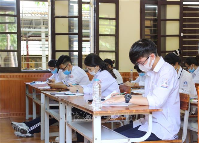 Bộ Giáo dục và Đào tạo công bố kết quả phân tích phổ điểm thi tốt nghiệp THPT năm 2020