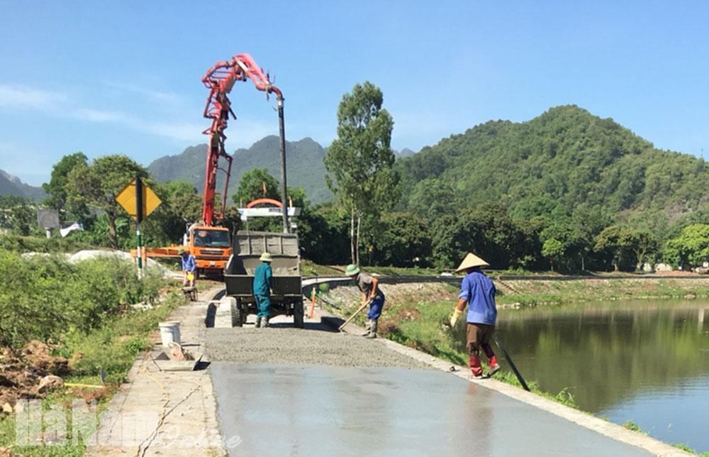 Cần sớm hoàn thiện Dự án xử lý khẩn cấp chống sạt lở và tu bổ, nâng cấp đê tả Đáy