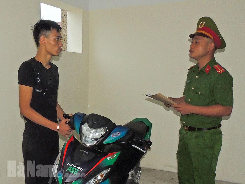 Công an huyện Bình Lục bắt đối tượng lừa đảo chiếm đoạt tài sản