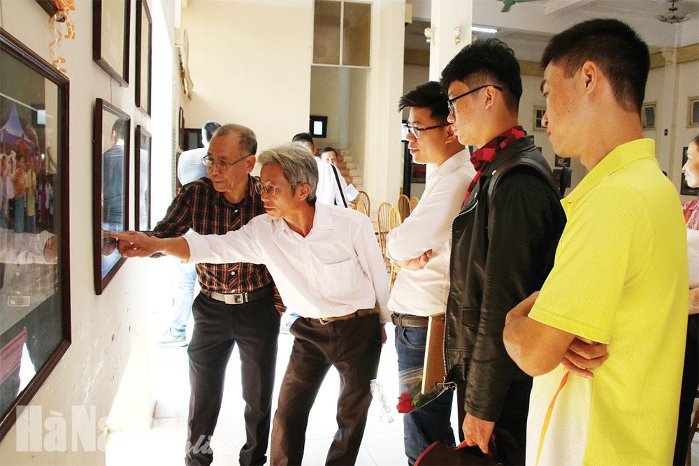 Đôi điều về các triển lãm ảnh nghệ thuật - thời sự