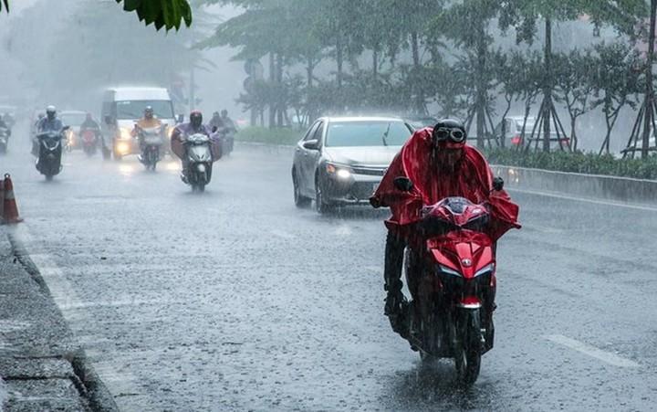 Dự báo thời tiết 30/8: Bắc Bộ giảm nhiệt, có mưa rào và dông rải rác