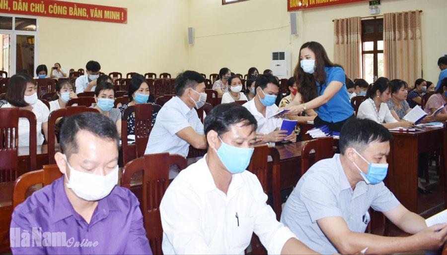 LĐLĐ huyện Thanh Liêm triển khai Điều lệ Công đoàn Việt Nam khóa XII