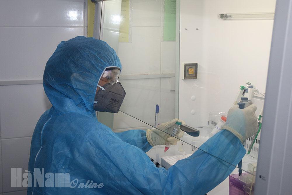 Một trường hợp nhà ở xã Nhật Tân, huyện Kim Bảng được xác nhận dương tính với SARS-CoV-2 khi nhập cảnh vào Hàn Quốc