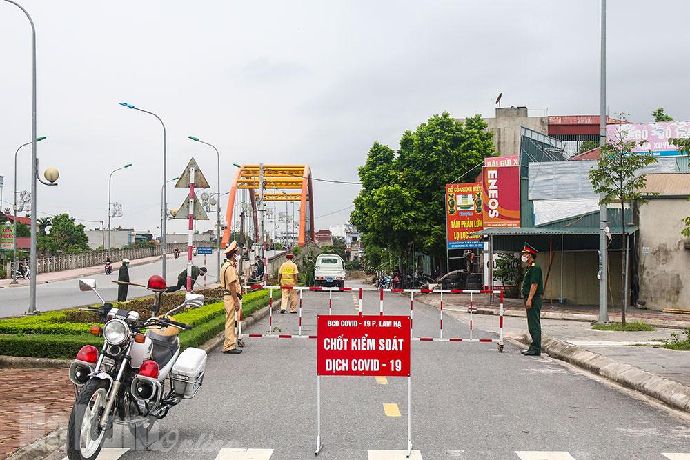 Người dân thực hiện nghiêm túc chỉ đạo của tỉnh sau khi xuất hiện ca bệnh Covid-19