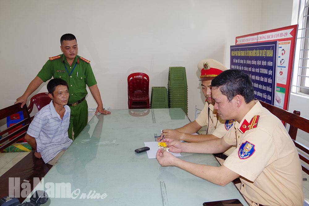 Công an TP.Phủ Lý bắt đối tượng tàng trữ trái phép chất ma túy