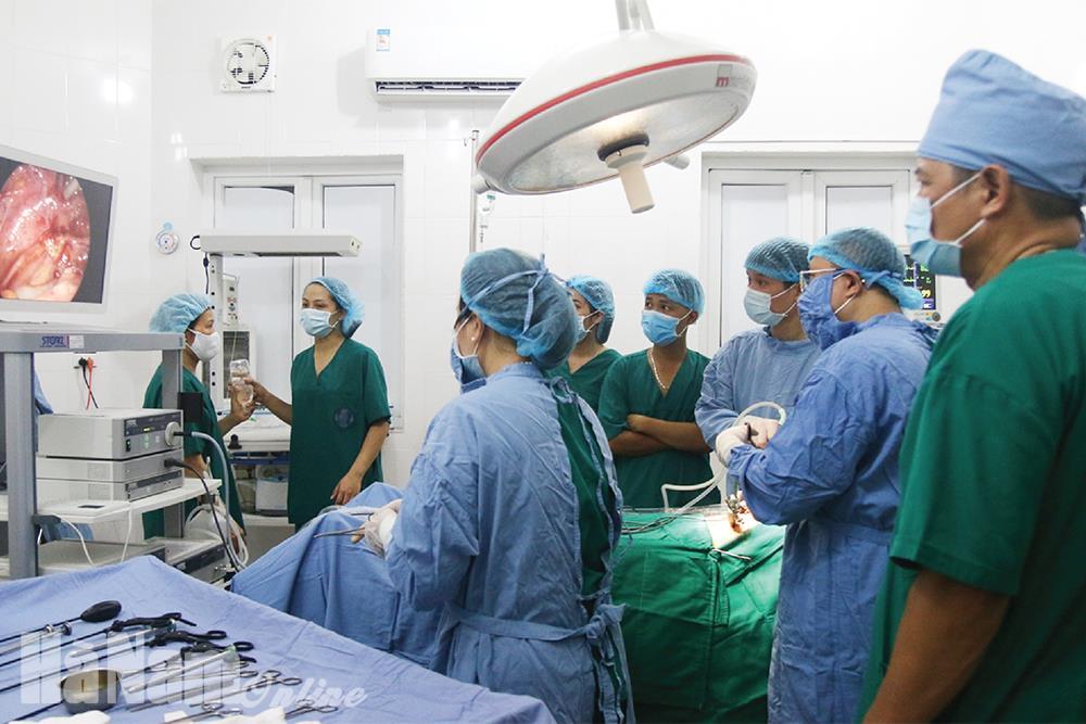 Bệnh viện Sản - Nhi Hà Nam ứng dụng kỹ thuật mổ nội soi trong điều trị