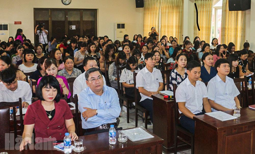 Triển khai nhiệm vụ năm học 2020-2021 đối với giáo dục mầm non