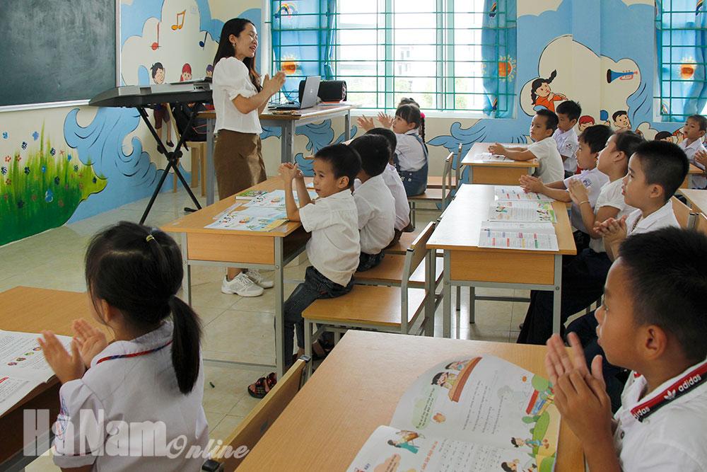 Quan tâm môn học Âm nhạc trong các trường tiểu học