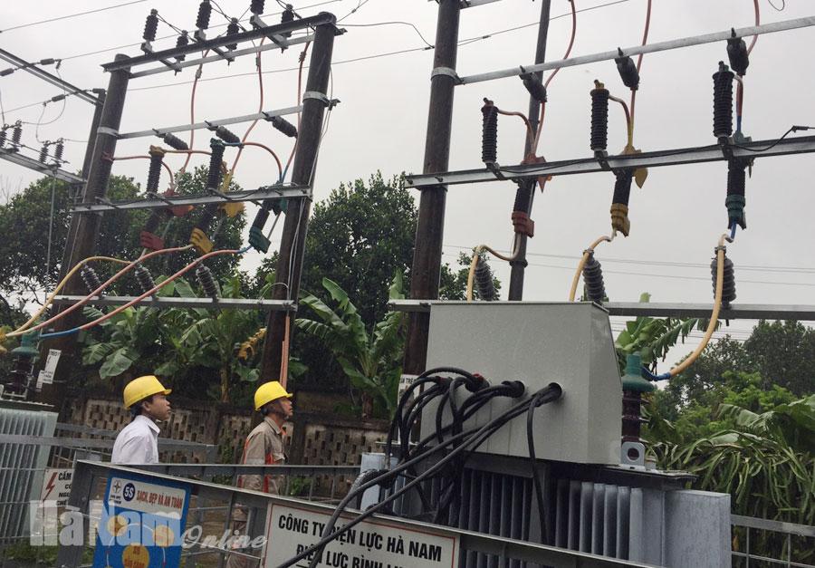 Công ty Điện lực Hà Nam triển khai các giải pháp ứng phó với cơn bão số 7