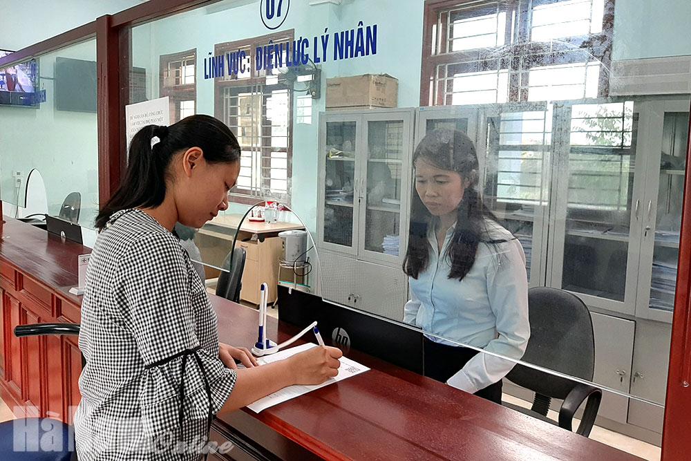 Ngành điện quan tâm thực hiện tốt công tác chăm sóc khách hàng