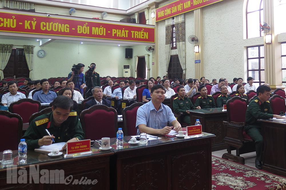 Thành phố Phủ Lý tập huấn Luật Dân quân tự vệ và Luật Lực lượng Dự bị động viên