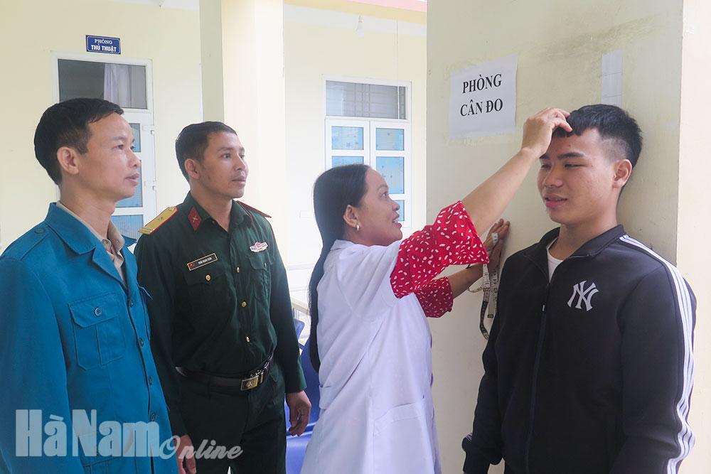 Thành phố Phủ Lý sơ tuyển nghĩa vụ quân sự