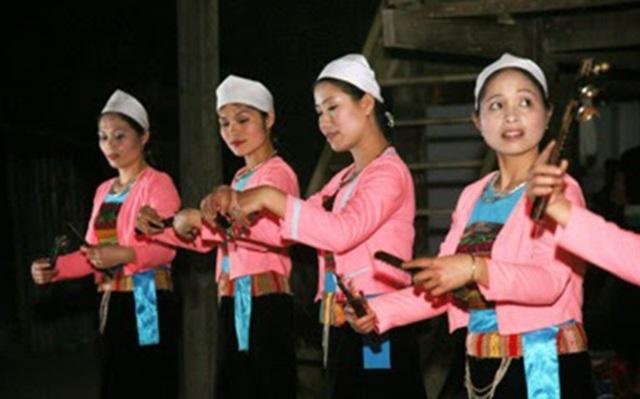 Tạm dừng ngày hội văn hóa dân tộc Mường để phòng dịch Covid-19