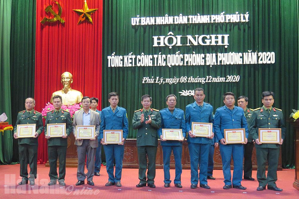 UBND thành phố Phủ Lý tổng kết công tác quốc phòng địa phương năm 2020