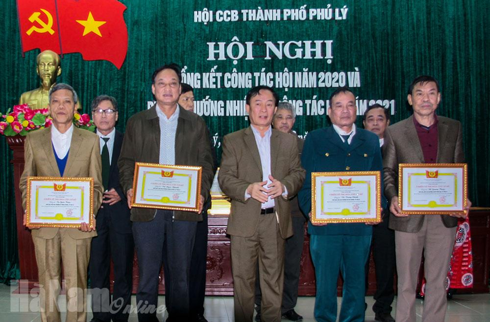 Hội CCB thành phố Phủ Lý triển khai nhiệm vụ năm 2021