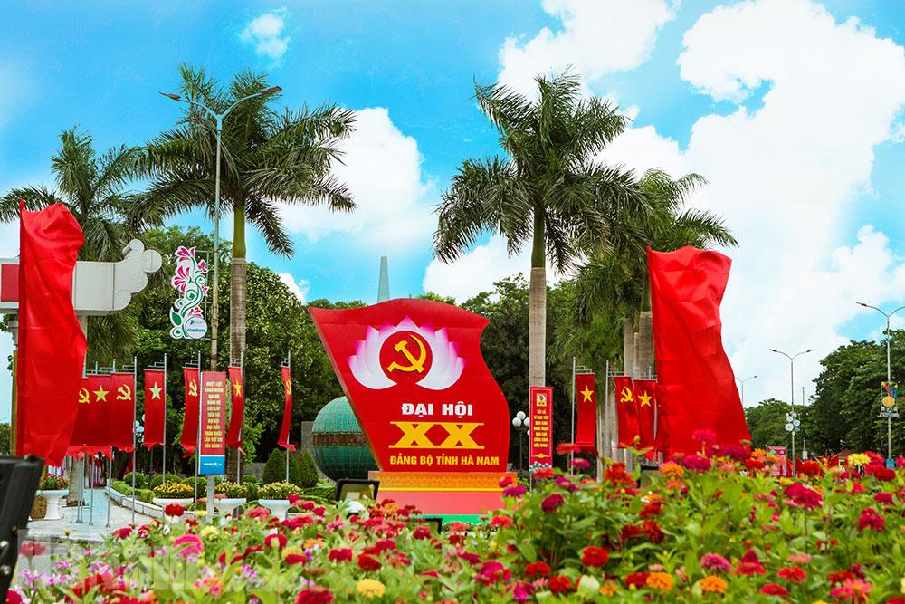 Quyết tâm thực hiện thắng lợi nhiệm vụ chính trị năm 2021