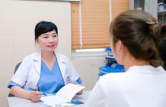 Lý do bạn nên khám sức khỏe trước khi kết hôn