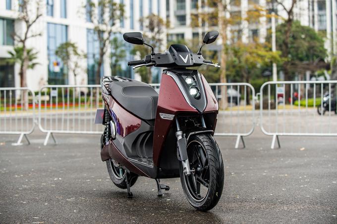 VinFast ra mắt hai xe máy điện mới