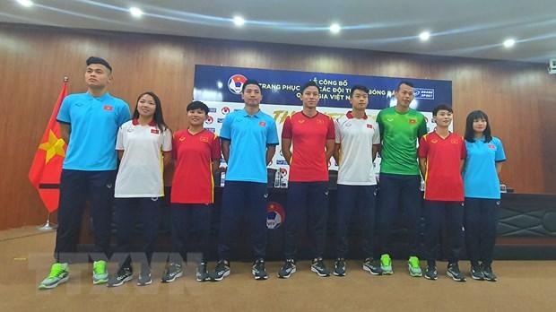 Công bố mẫu trang phục 2021 các Đội tuyển Bóng đá Quốc gia Việt Nam