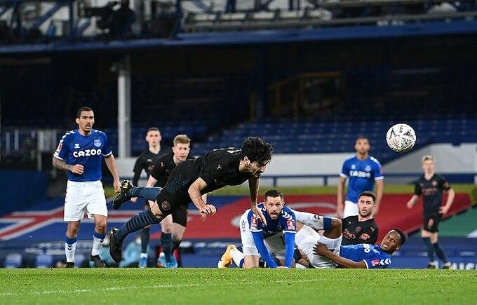 Hạ Everton, Man City vào bán kết Cup FA