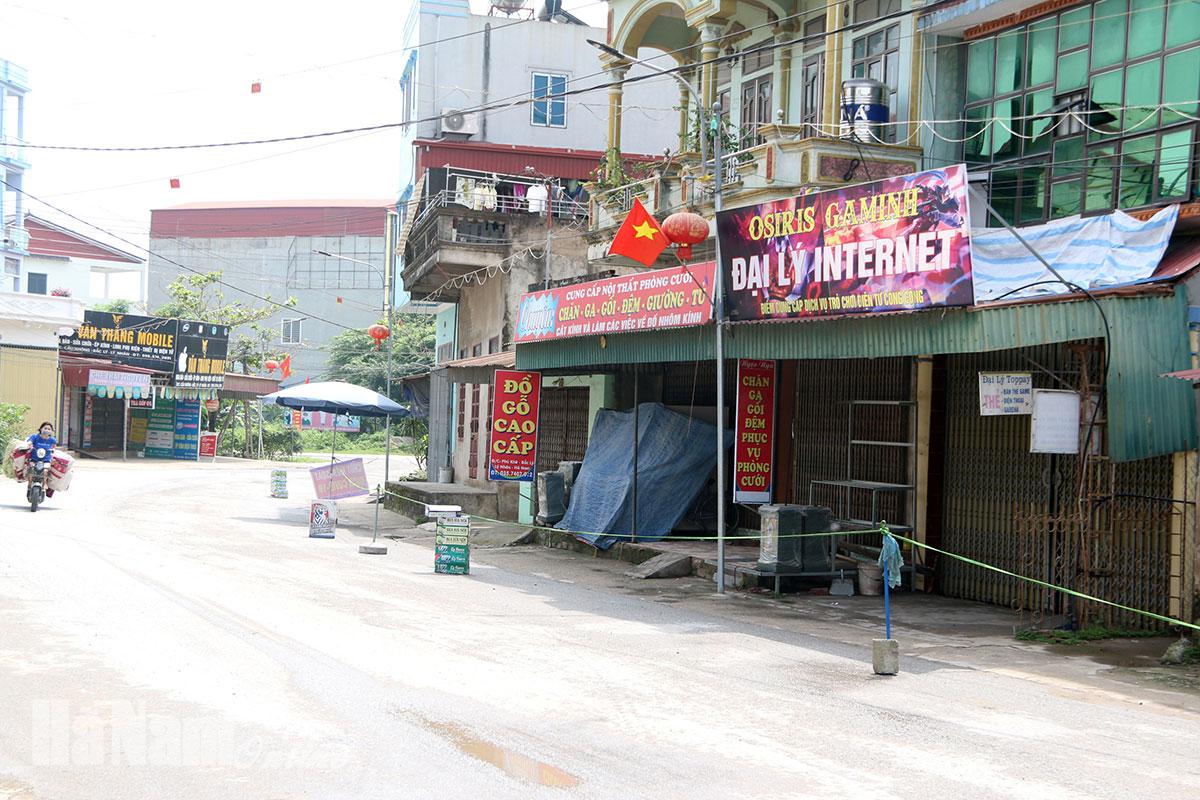 Những ai đến quán internet tại thôn Cầu Không từ ngày 23-29/4/2021; Siêu thị Lan Chi(TT Vĩnh Trụ) từ 14h25-15h40 phút ngày 25/4/2021 khẩn trương đến cơ sở y tế gần nhất để khai báo