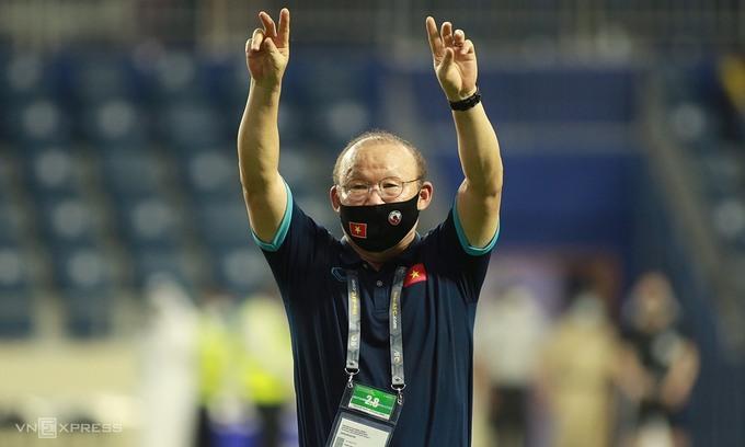 Việt Nam lên thứ 90 FIFA