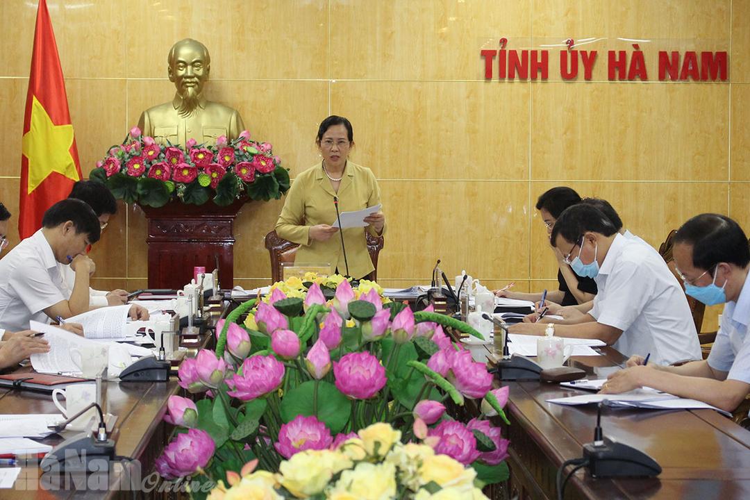 Thường trực Tỉnh ủy nghe BCS Đảng UBND tỉnh báo cáo các nội dung chuẩn bị cho hội nghị BTV Tỉnh ủy