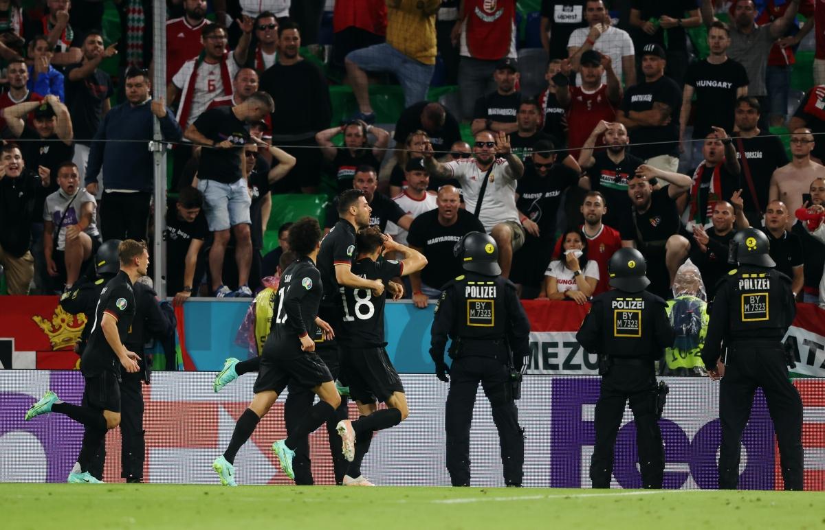 Trở về từ cõi chết trước Hungary, Đức gặp Anh ở vòng 1/8 EURO 2021