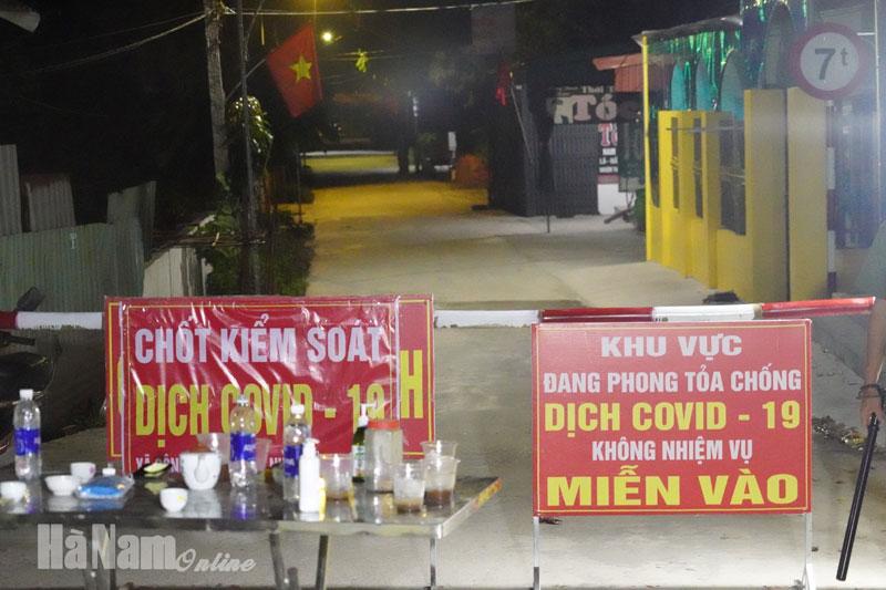 Kết thúc cách ly y tế và thực hiện giãn cách xã hội đối với thôn 3 Phú Đa, xã Công Lý, huyện Lý Nhân