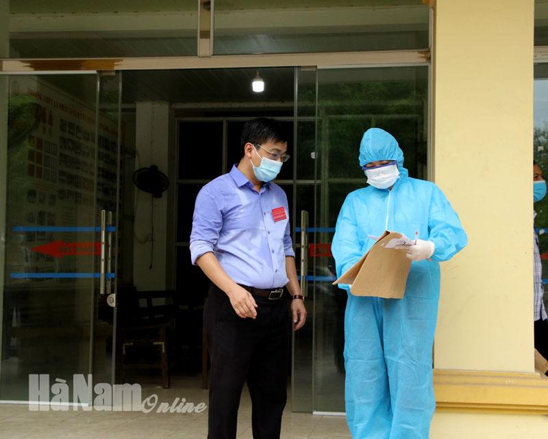 Gần 9.700 thí sinh ở Hà Nam thi tốt nghiệp THPT năm 2021 trong điều kiện phòng chống dịch nghiêm ngặt