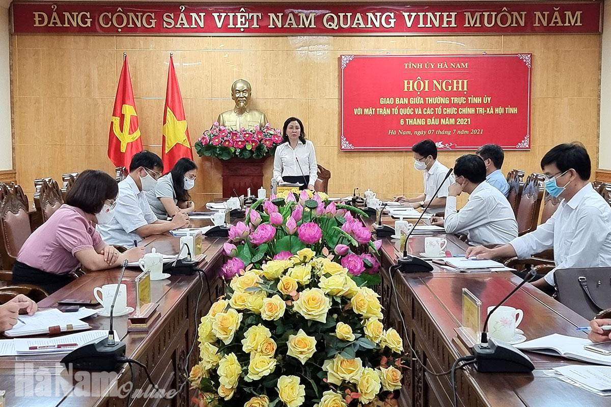 Thường trực Tỉnh ủy giao ban với MTTQ và các tổ chức chính trị-xã hội tỉnh