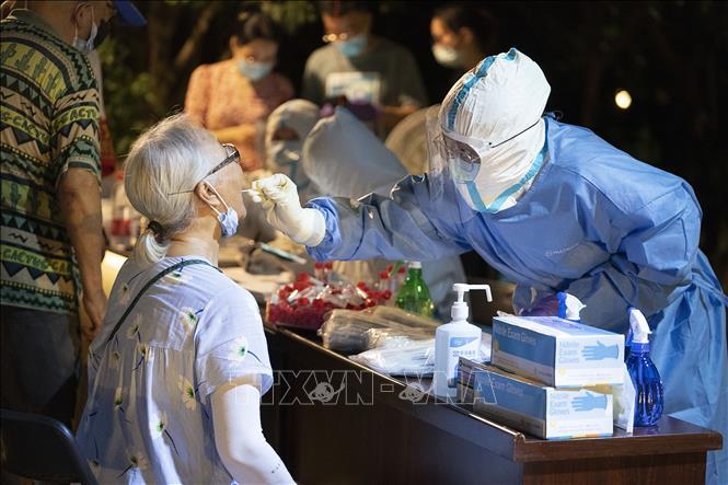 Dịch COVID-19 tiếp tục lây lan mạnh tại nhiều nước trên thế giới