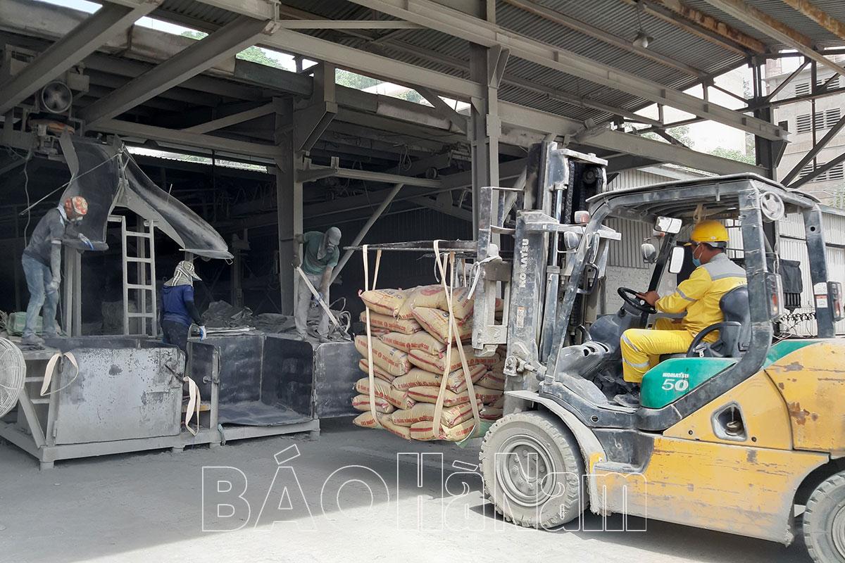 Các doanh nghiệp chủ động sản xuất an toàn, kiểm soát hiệu quả dịch bệnh Covid-19