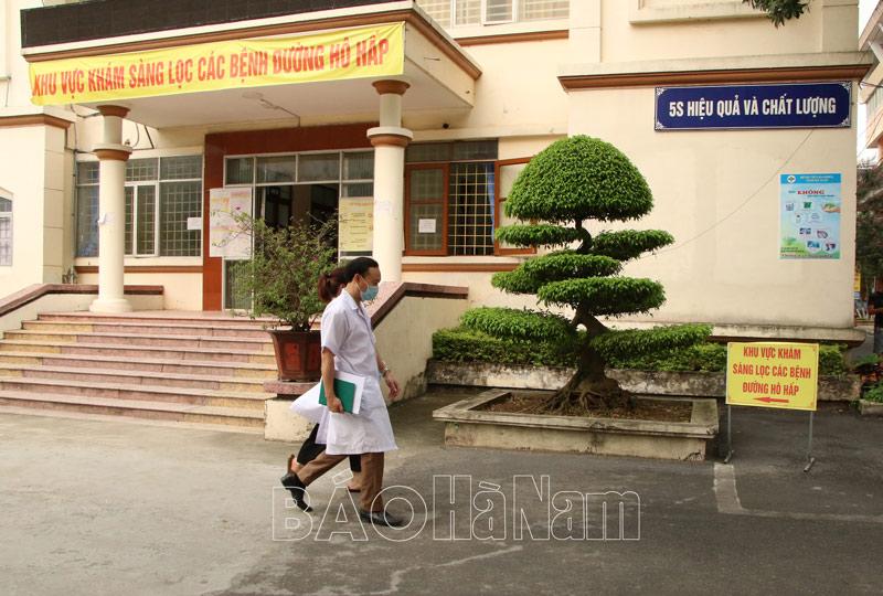 Bệnh viện Đa khoa Hà Nam tiếp nhận cách ly và điều trị 20 F1 từ Bệnh viện Đa khoa tỉnh Hưng Yên