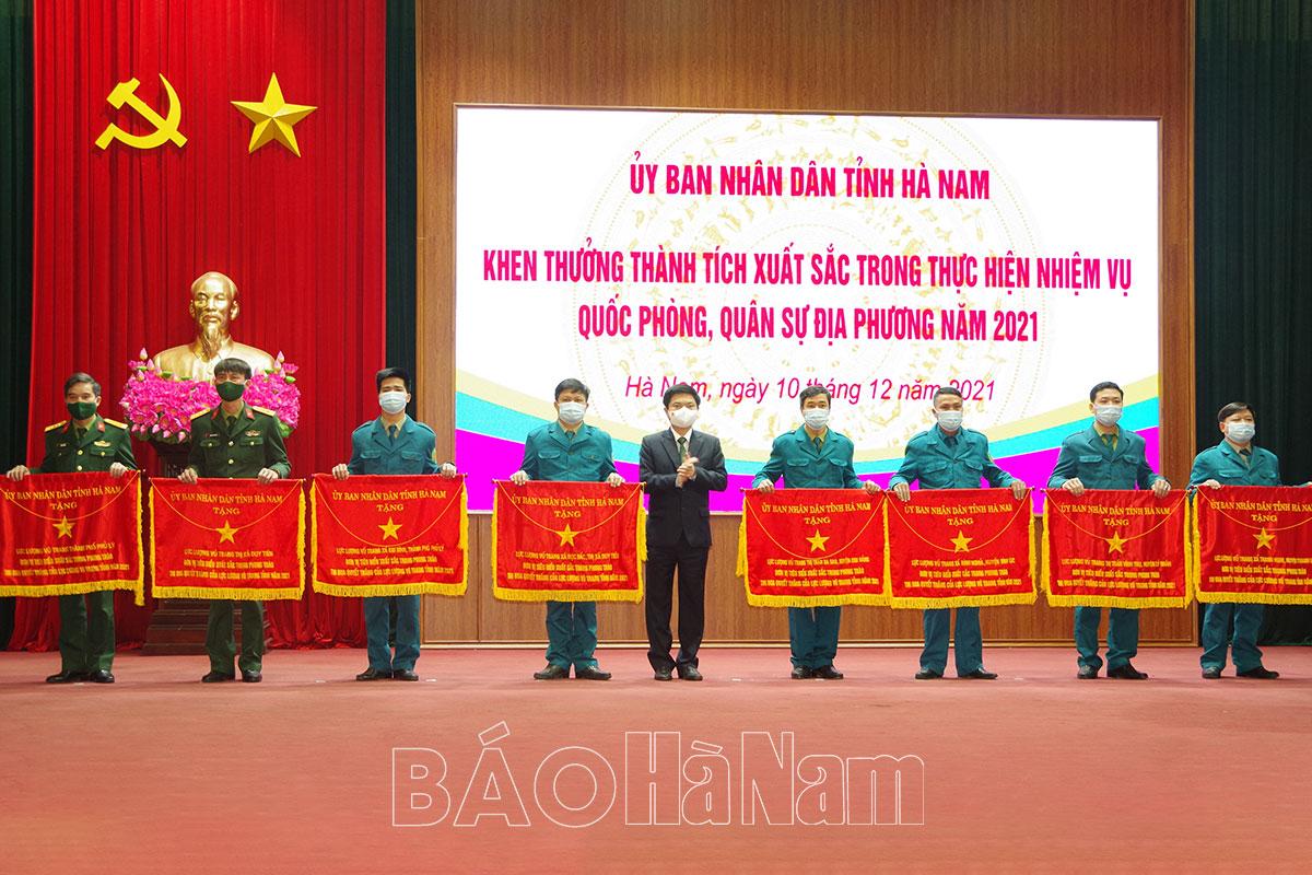 Tổng kết công tác quốc phòng địa phương năm 2021