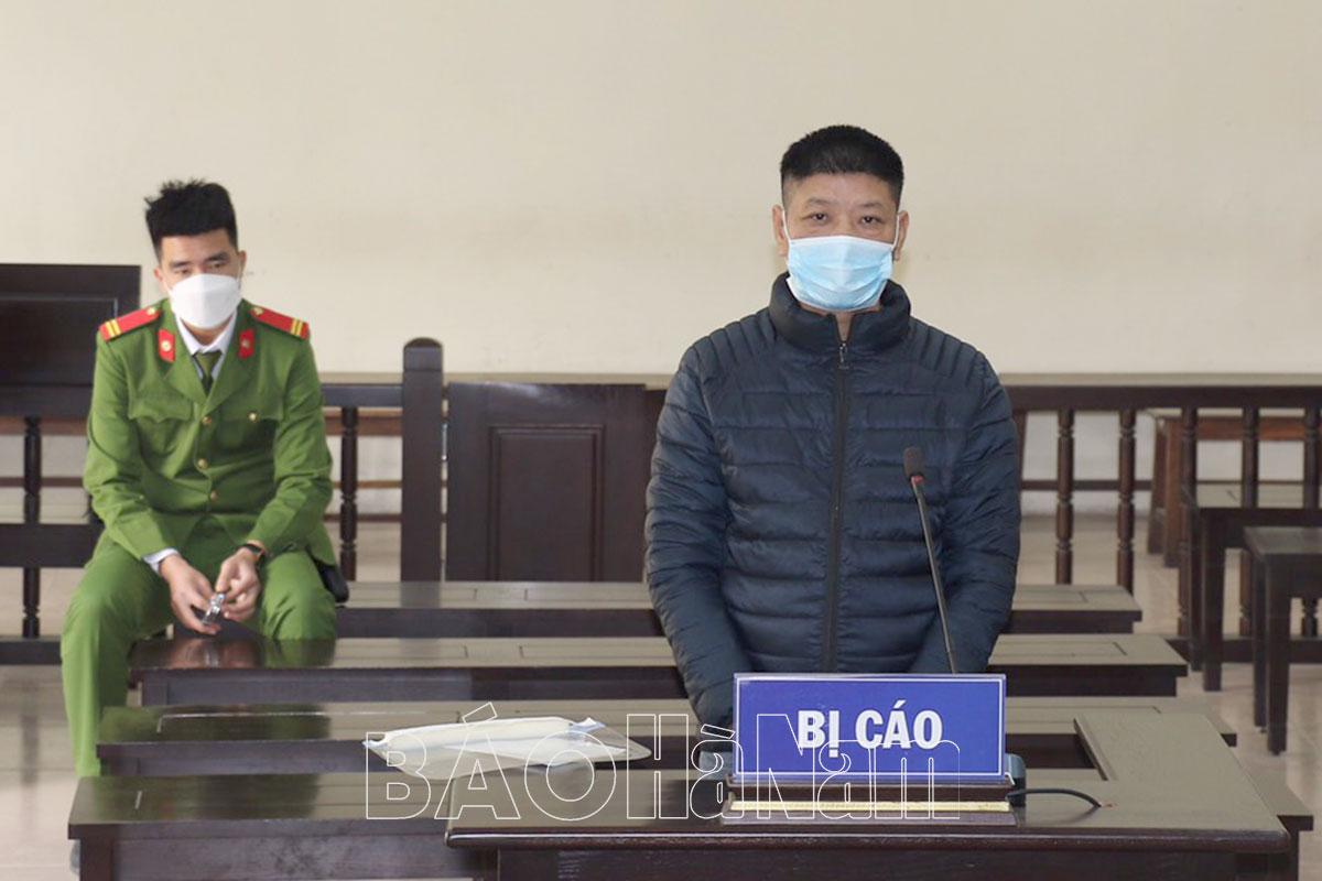 Xét xử vụ án giết người xảy ra ở xã Phù Vân