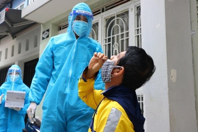 Ai nên test Covid-19?