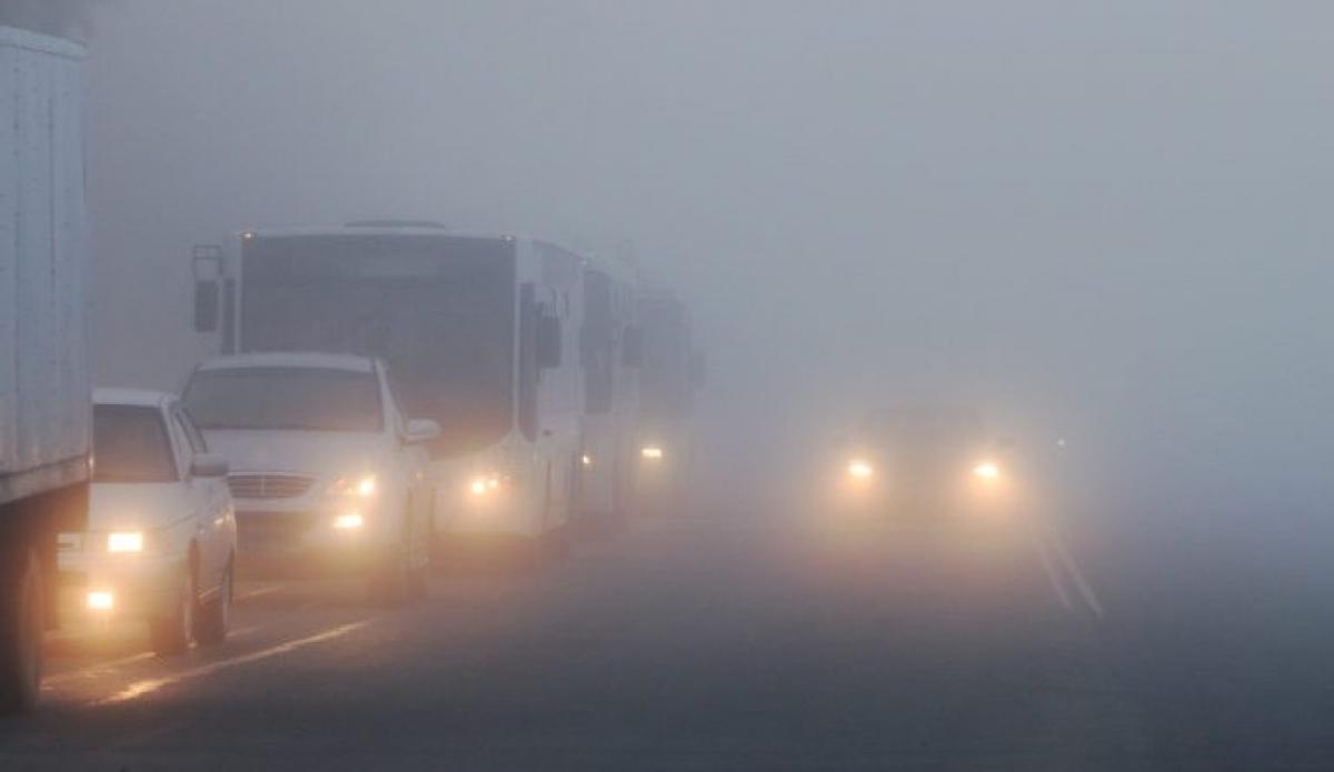 Lái xe dưới trời sương mù, tài xế cần lưu ý gì?