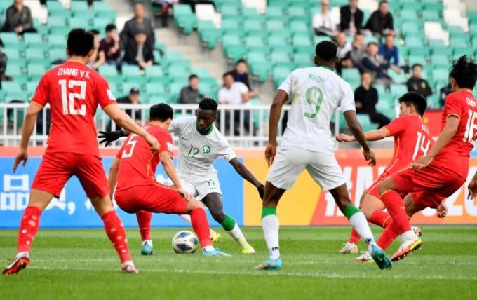 Trung Quốc thắng nhà ĐKVĐ ở giải U20 châu Á