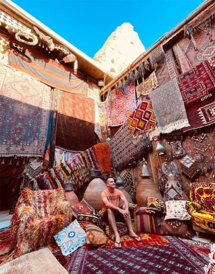 Mẹo du lịch tiết kiệm của người đi 19 nước một năm