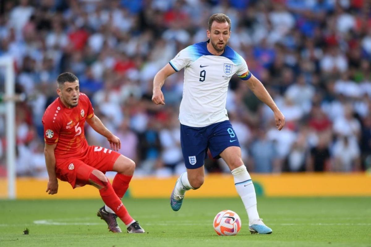 Saka ghi hat-trick, Anh đánh bại Bắc Macedonia với tỷ số không tưởng