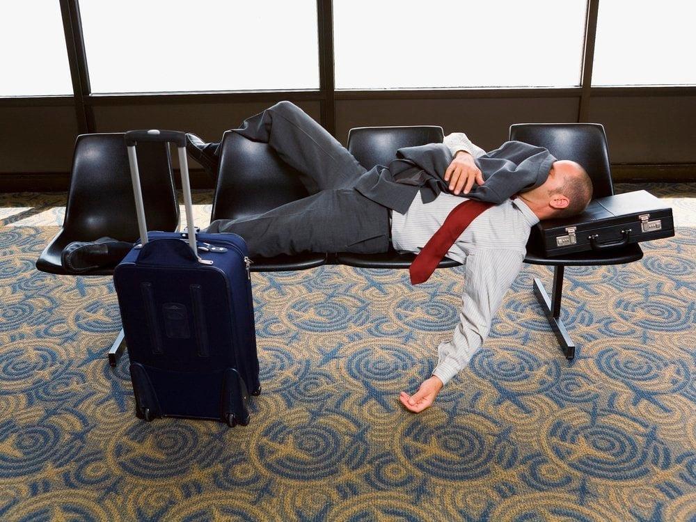 Điều khách thường hỏi tiếp viên khi bay đường dài