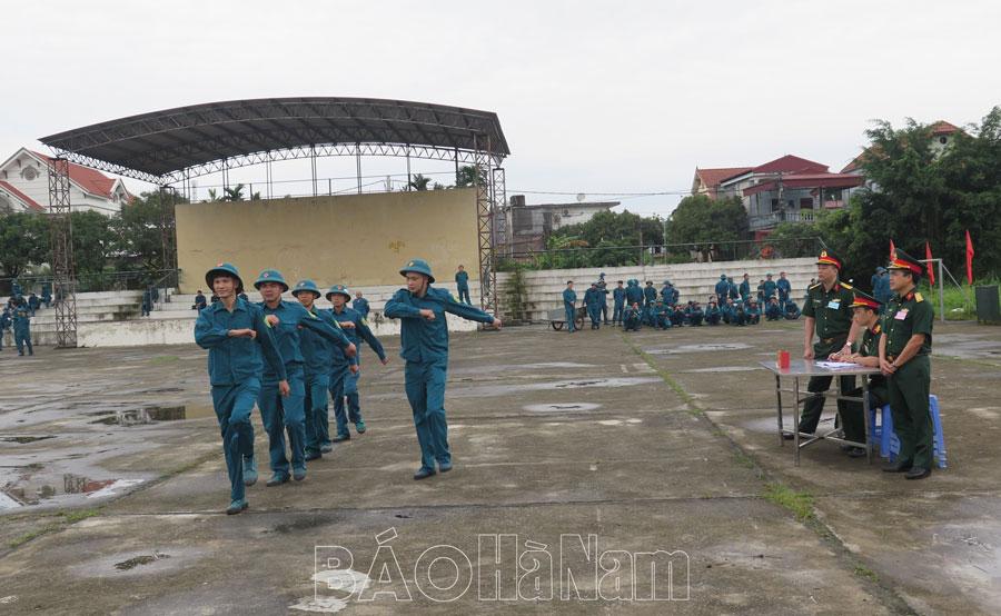 Kim Bảng xây dựng lực lượng dân quân tự vệ vững mạnh, rộng khắp