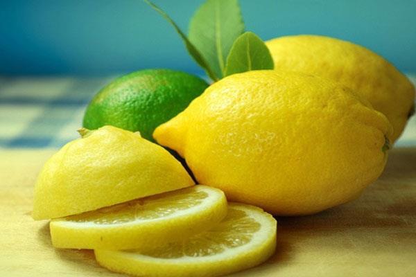 Những thực phẩm tránh kết hợp với chanh