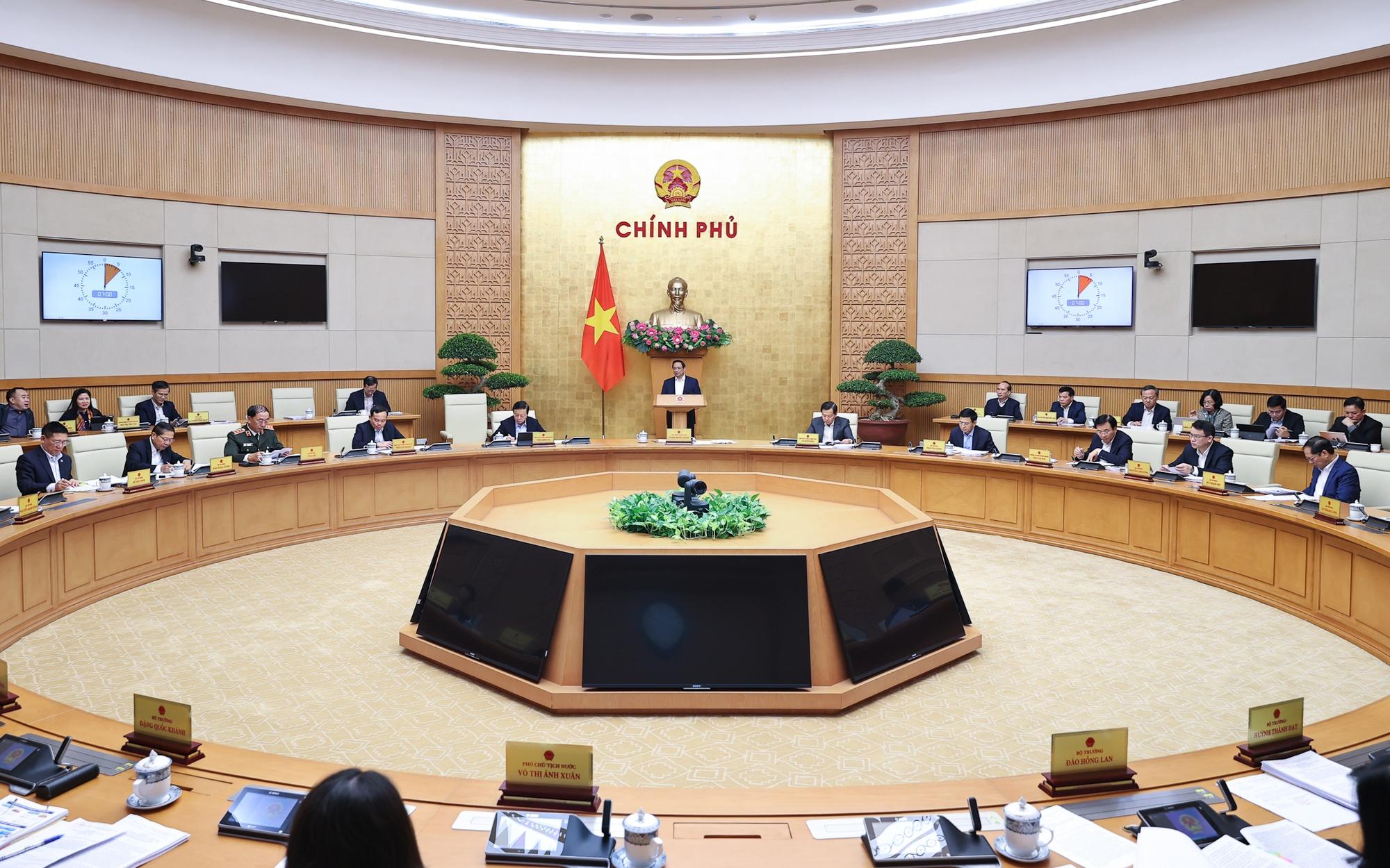 Điều động, luân phiên bác sĩ về cơ sở; thống nhất Trung tâm y tế thuộc UBND cấp huyện