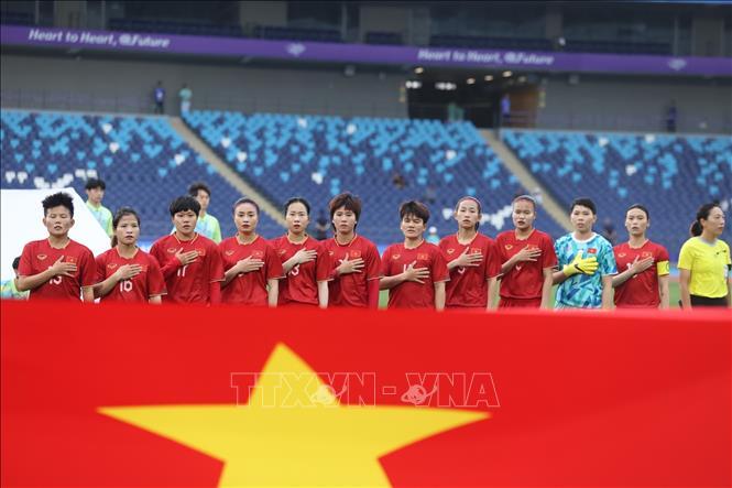 Bóng đá nữ Việt Nam giành danh hiệu Đội thể thao tiêu biểu toàn quốc 2023